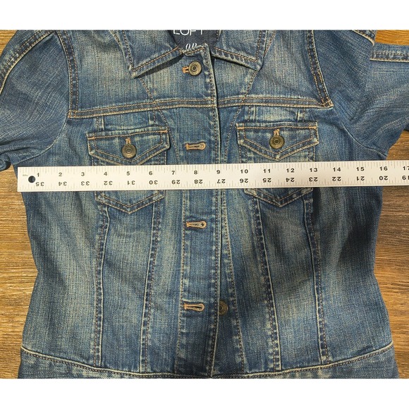 LOFT Jean Trucker Jacket Women's Size XS Blue Denim Button Up - Picture 5 of 6